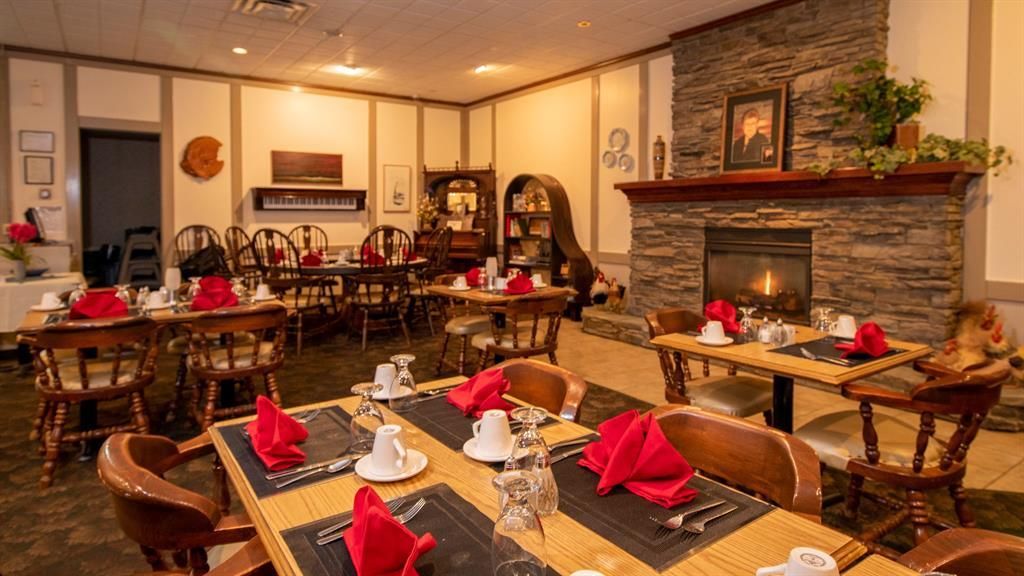 Image #1 of Business for Sale at 9812 113 Street, Fairview, Alberta