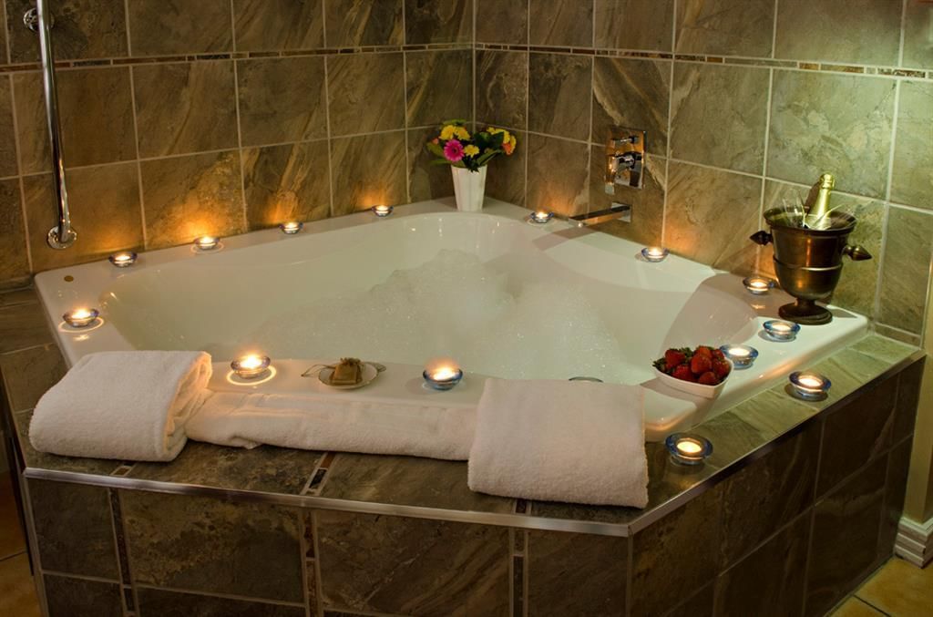 Image #1 of Business for Sale at 320 Railway Avenue E, Drumheller, Alberta