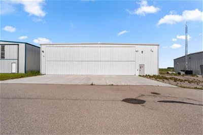 Image #1 of Commercial for Sale at 415 1436 Twp Rd 320, Mountain View, Alberta