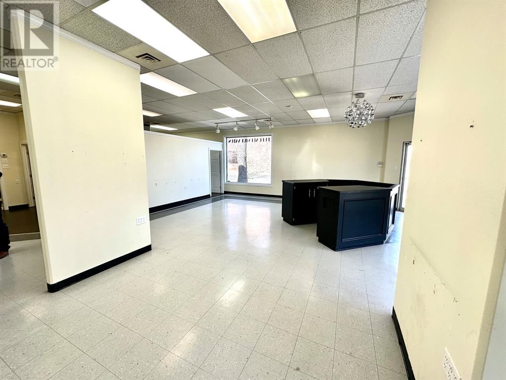 Image #1 of Business for Sale at 5101 49 Avenue, Ponoka, Alberta