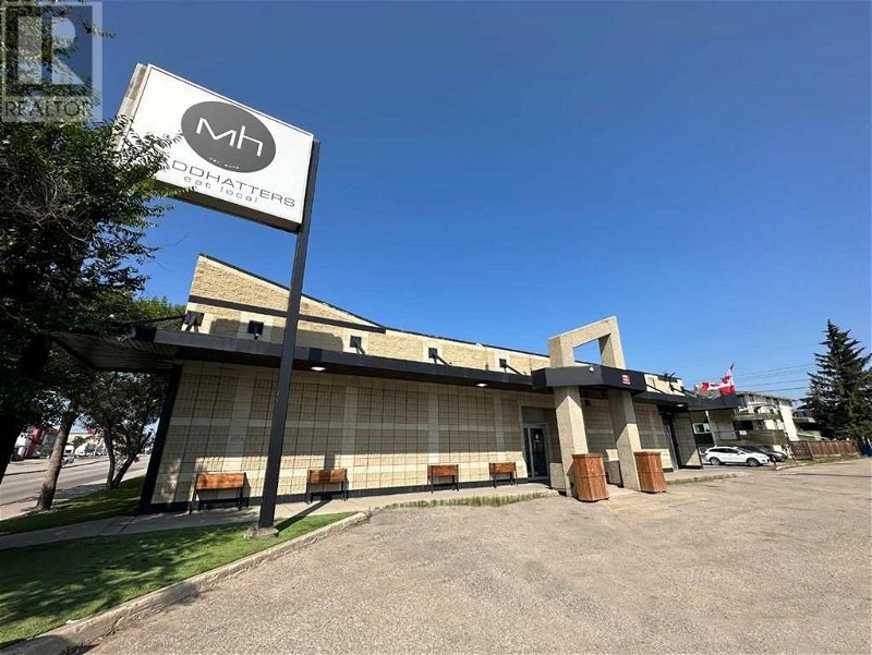 Image #1 of Restaurant for Sale at 10508 100 Avenue, Grande Prairie, Alberta