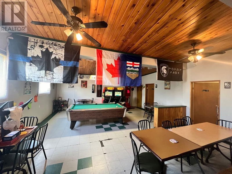 Image #1 of Restaurant for Sale at 5103 50 Avenue, Innisfree, Alberta