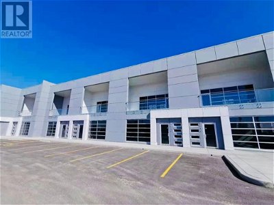 Image #1 of Commercial for Sale at 1050 220 Manning Road Ne, Calgary, Alberta