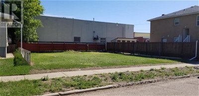 Image #1 of Commercial for Sale at 1074 Factory Street Se, Medicine Hat, Alberta