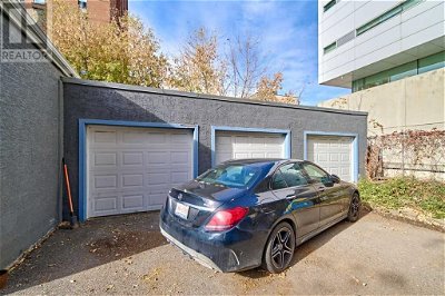 Image #1 of Commercial for Sale at 136 15 Avenue Se, Calgary, Alberta