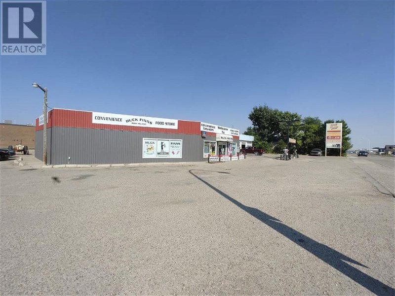 Image #1 of Business for Sale at 102 7 Avenue, Bow Island, Alberta