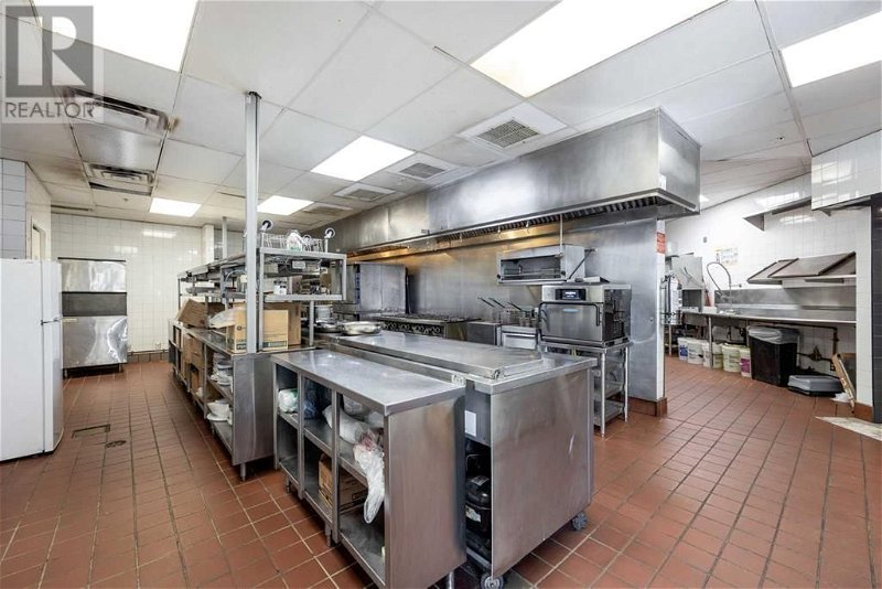 Image #1 of Restaurant for Sale at 8200 Franklin Avenue, Fort Mcmurray, Alberta