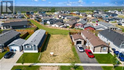 Image #1 of Commercial for Sale at 749 Beacon Hill Drive, Fort Mcmurray, Alberta
