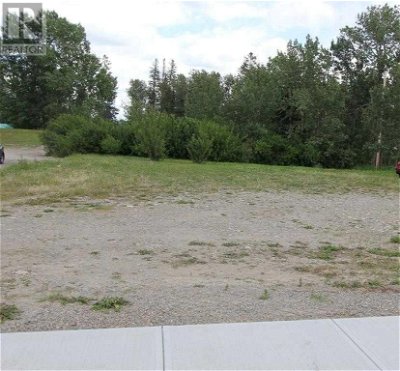 Image #1 of Commercial for Sale at 121 Centre Street S, Sundre, Alberta