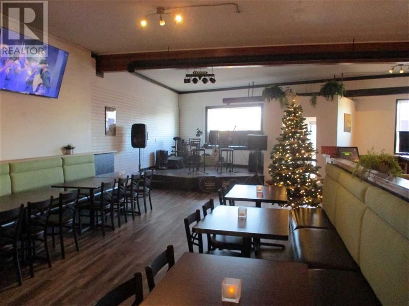 Image #1 of Restaurant for Sale at 406 Main Street Sw, Manning, Alberta