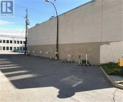 Image #1 of Commercial for Sale at 128 16 Avenue Ne, Calgary, Alberta