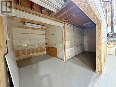 Commercial for Rent in Ontario