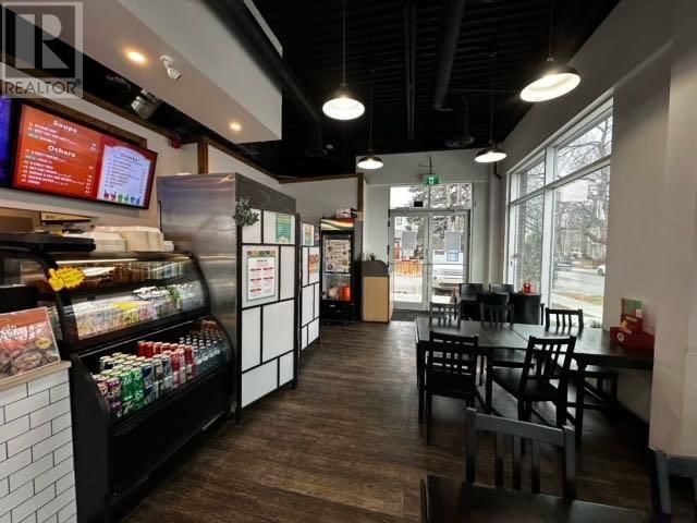 Image #1 of Restaurant for Sale at 130 1211 Edmonton Trail Ne, Calgary, Alberta