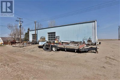 Image #1 of Commercial for Sale at 100 Railway Avenue N, Lomond, Alberta