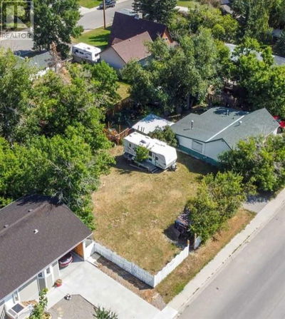 Image #1 of Commercial for Sale at 563 Main Street, Pincher Creek, Alberta