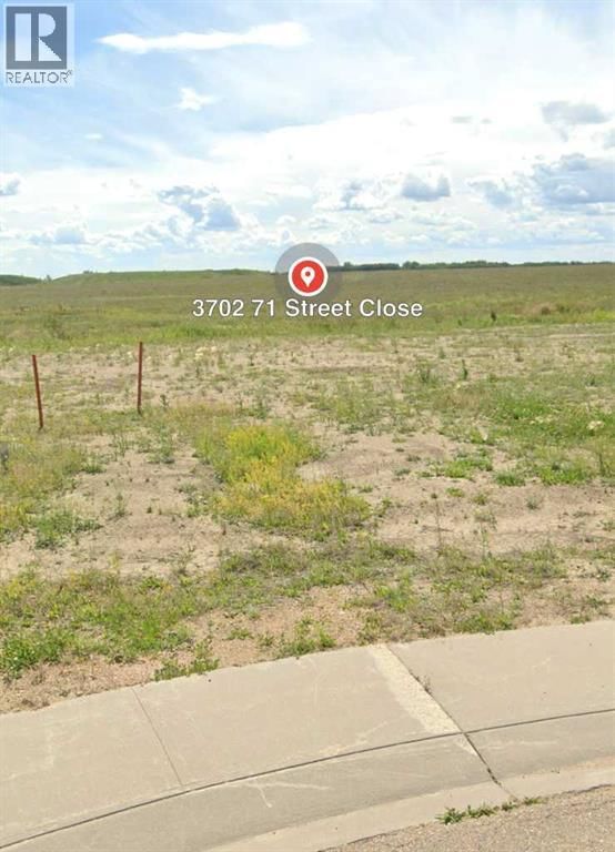 3702 71 St. Close, Camrose, Alberta T4V 5A9