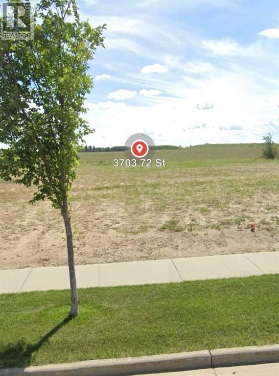 3703 72 St. Close, Camrose, Alberta T4V 5E4