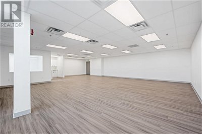 Image #1 of Commercial for Sale at 213 3223 5 Avenue Ne, Calgary, Alberta