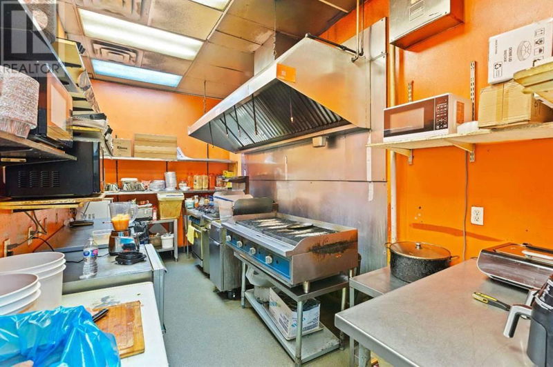 Image #1 of Restaurant for Sale at 100 255 28 Street Se, Calgary, Alberta