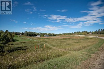 Image #1 of Commercial for Sale at 6 120 Burbank Road, Lacombe, Alberta