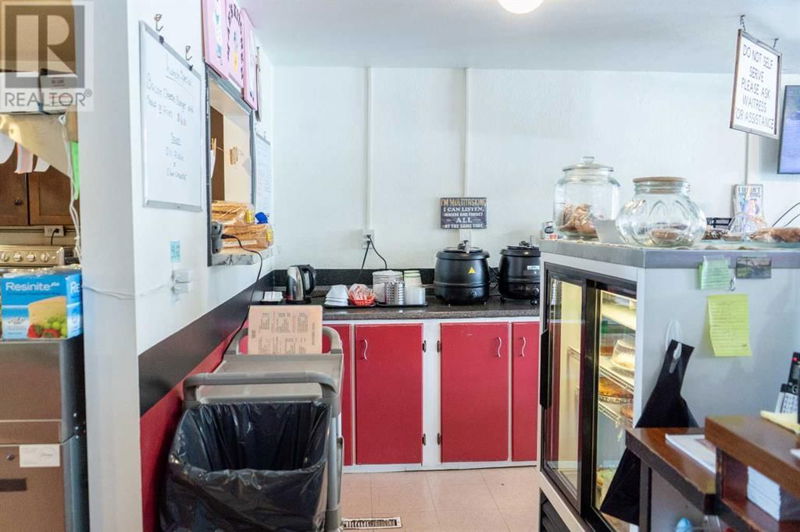 Image #1 of Restaurant for Sale at 5303 50 Avenue, Mirror, Alberta