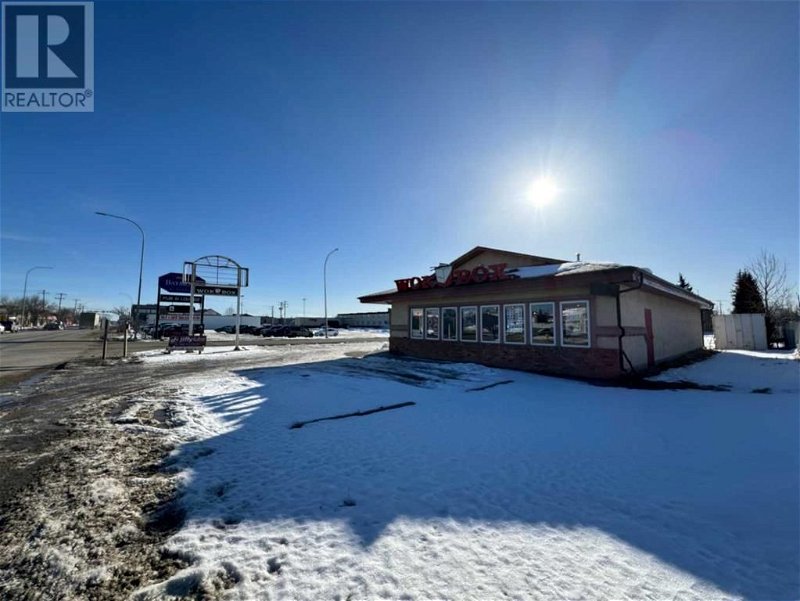 Image #1 of Restaurant for Sale at 5103 2 Avenue, Edson, Alberta