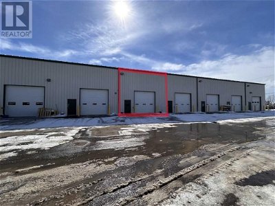Image #1 of Commercial for Sale at 5b 421 East Lake Road Ne, Airdrie, Alberta