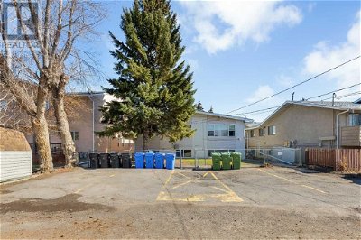 Image #1 of Commercial for Sale at 6131 Bowness Road Nw, Calgary, Alberta