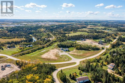 Image #1 of Commercial for Sale at 148 27111 597 Highway, Lacombe, Alberta