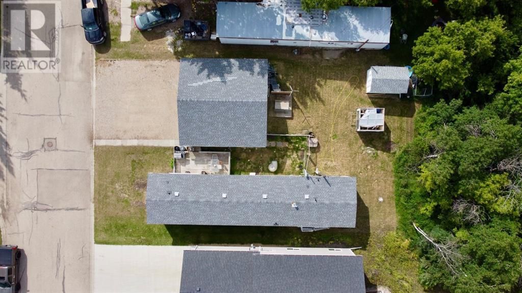 112 1st Avenue East Neilburg, Saskatchewan