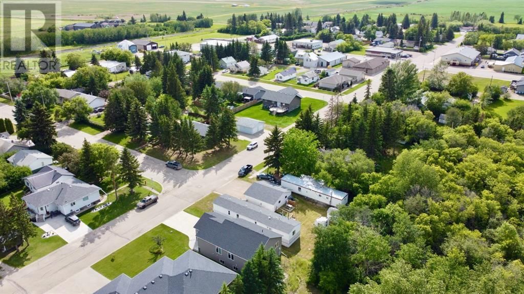 112 1st Avenue East Neilburg, Saskatchewan