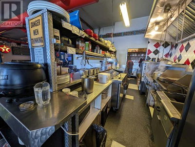 Image #1 of Commercial for Sale at 710 Gershaw Drive Sw, Medicine Hat, Alberta
