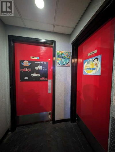 Image #1 of Commercial for Sale at 710 Gershaw Drive Sw, Medicine Hat, Alberta