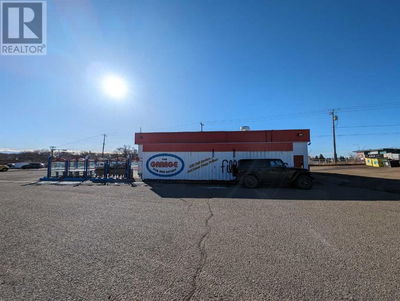 Image #1 of Commercial for Sale at 710 Gershaw Drive Sw, Medicine Hat, Alberta