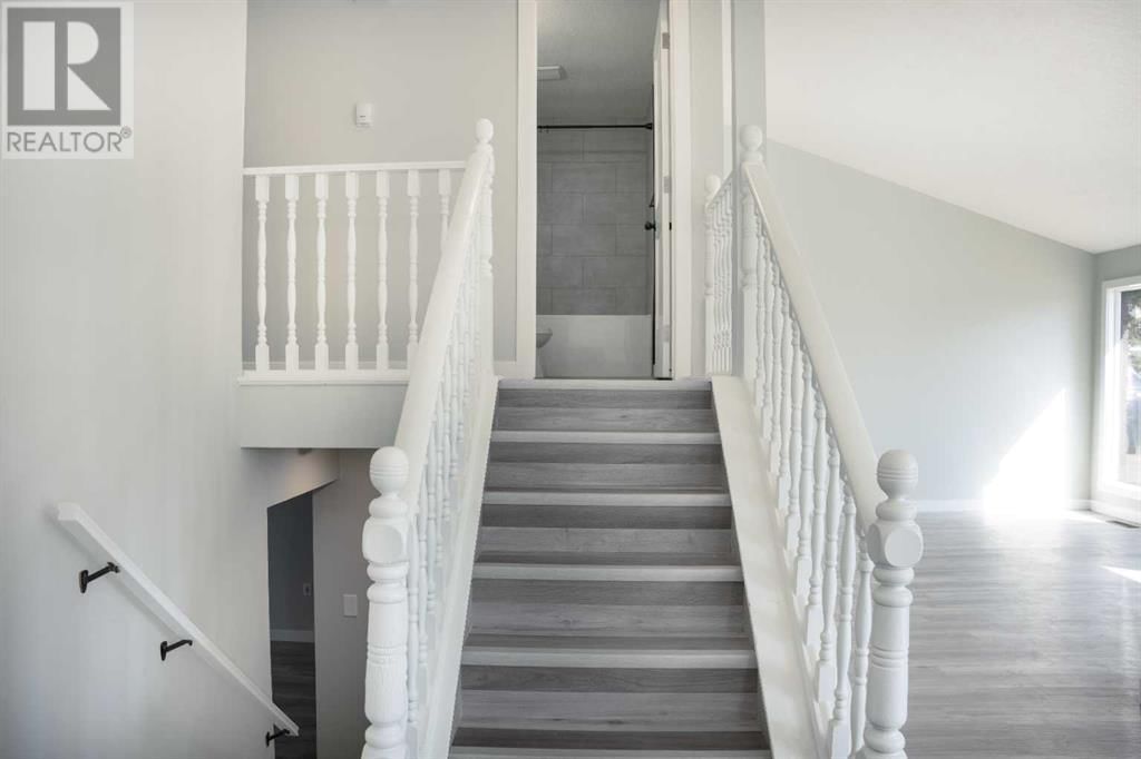 343 Ranchview Mews property photo