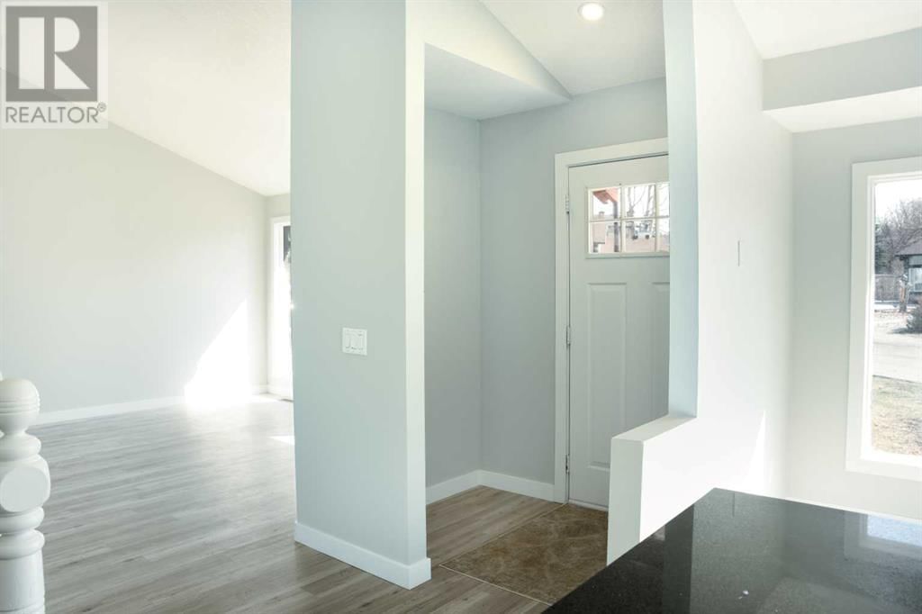 343 Ranchview Mews property photo