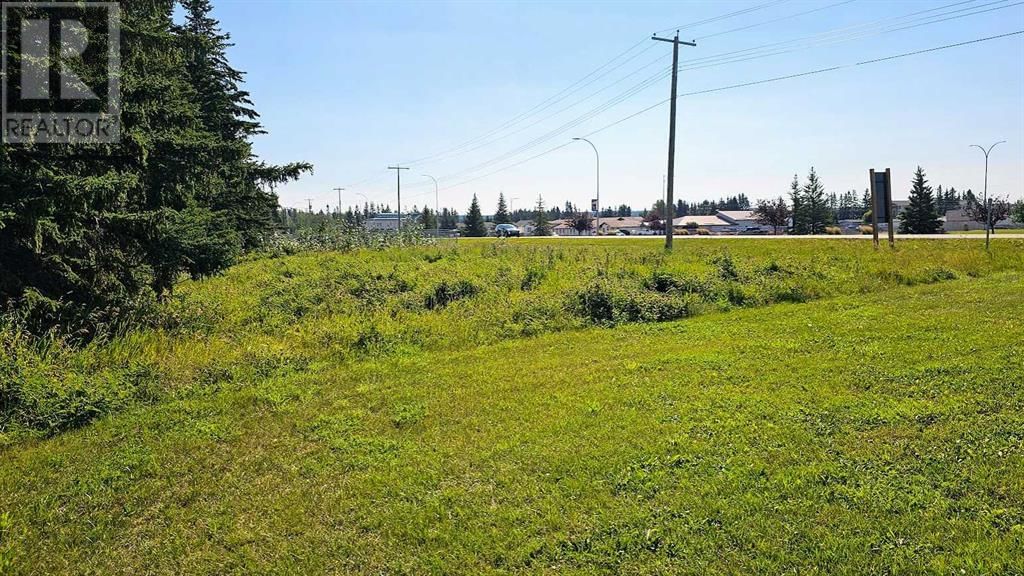 716 MAIN AVENUE WEST Image 4