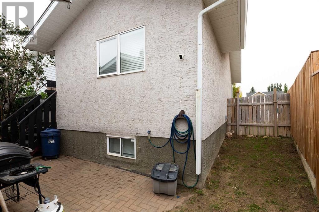 41 Athabasca Way W Image 30