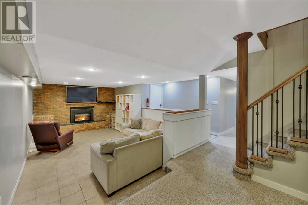 9 CRONQUIST CLOSE Image 25