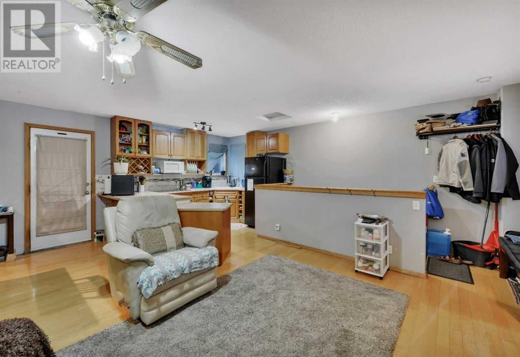 9 CRONQUIST CLOSE Image 36