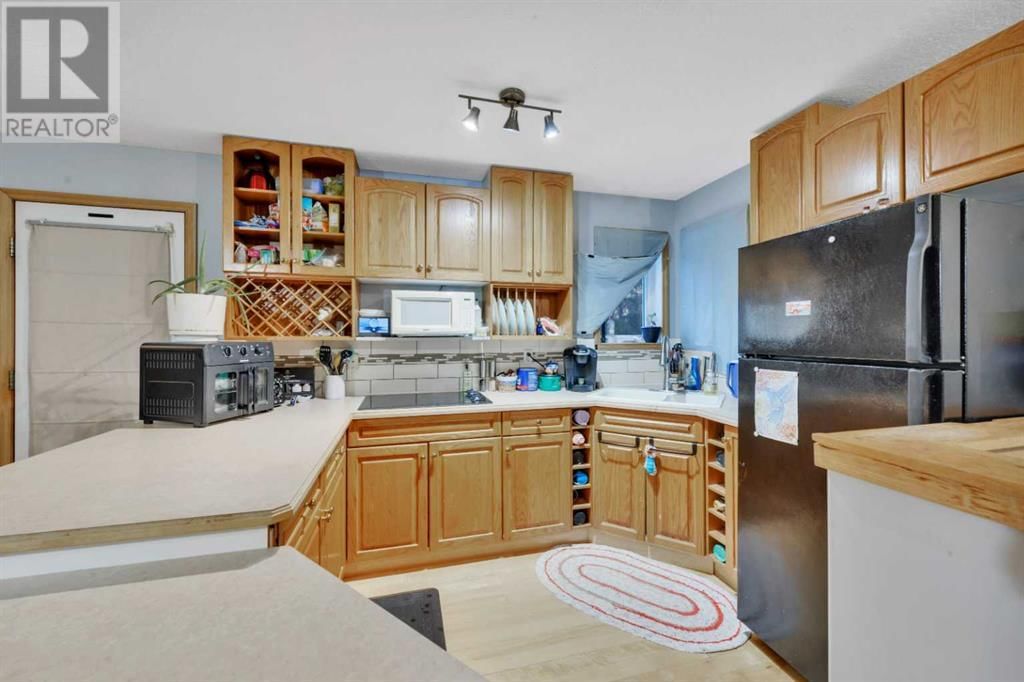 9 CRONQUIST CLOSE Image 37