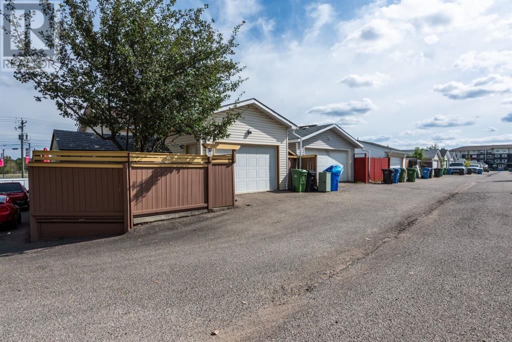 14981 5 Street SW Image 34