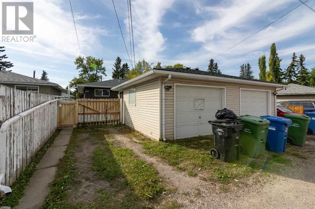 3314 39 Street SW Image 35