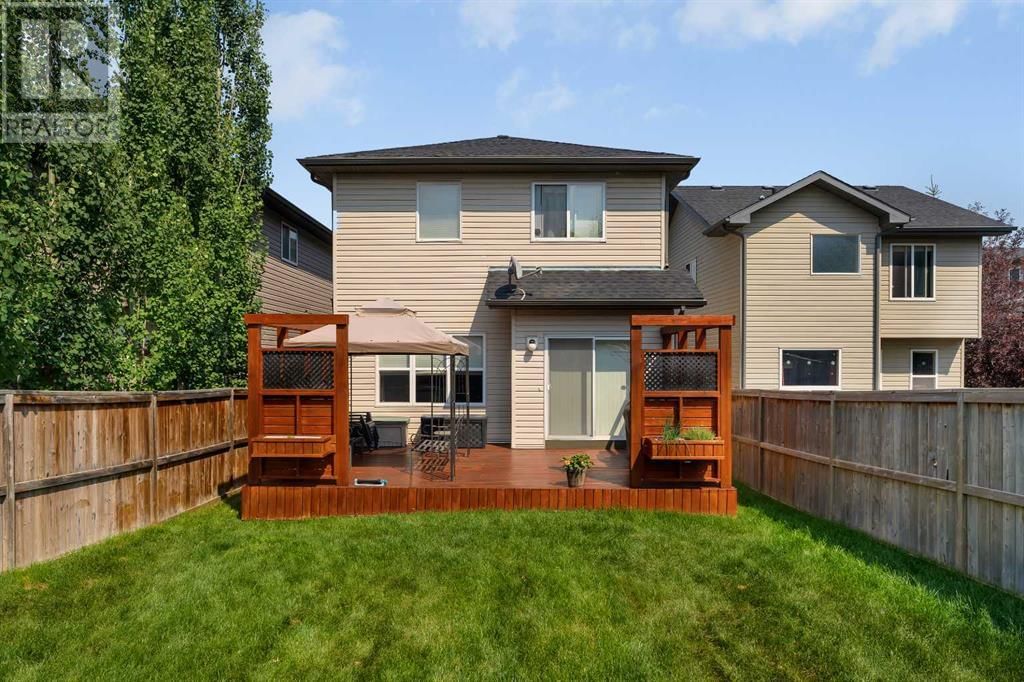 400 Kincora Glen Rise NW Image 39