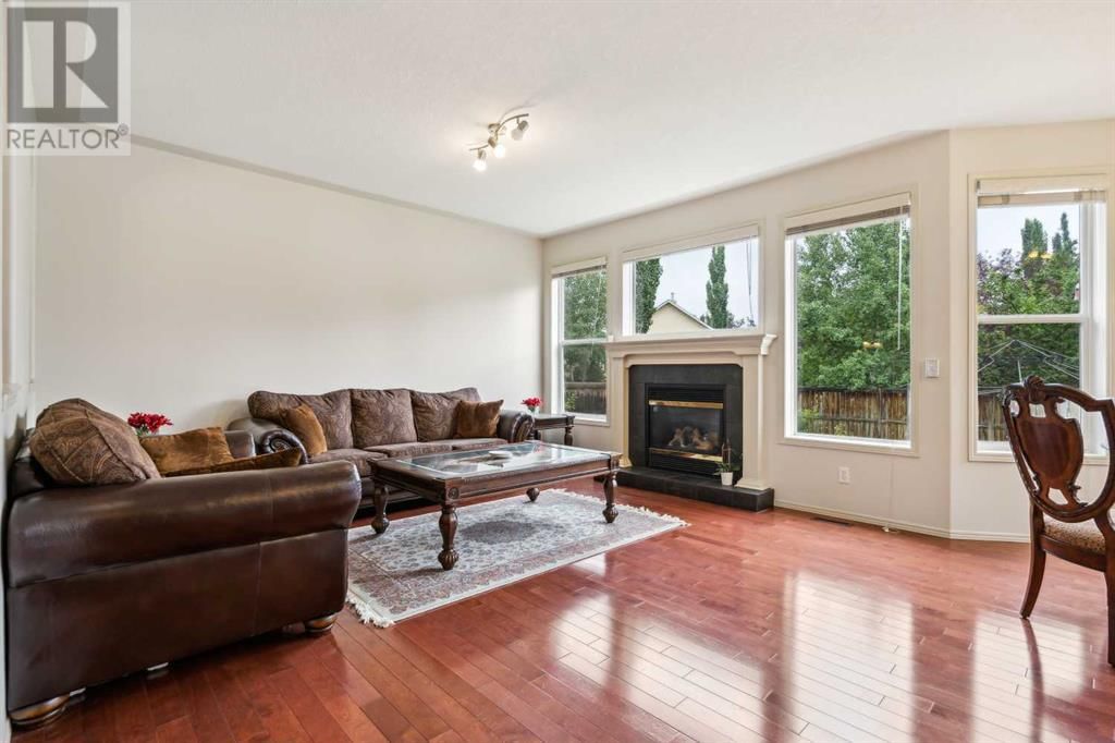 1605 Strathcona Drive SW Image 6