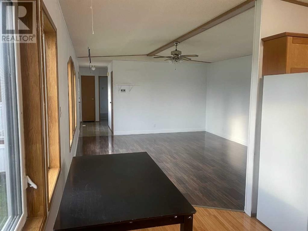 7802 97 Avenue Peace River, Alberta