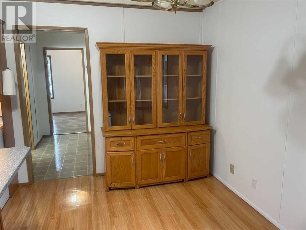 7802 97 Avenue Peace River, Alberta