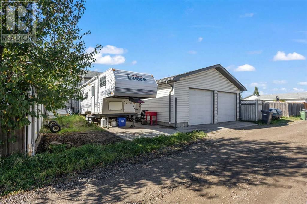 337 Strathford Boulevard Image 28