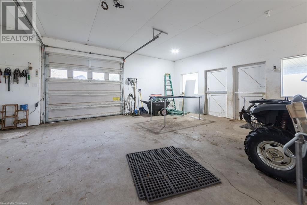 0 52404 RGE RD 3262 Image 34