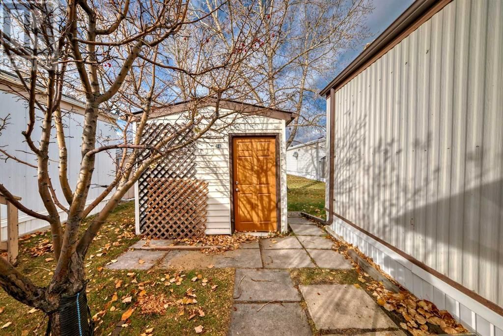 232 99 Arbour Lake Road NW Image 30